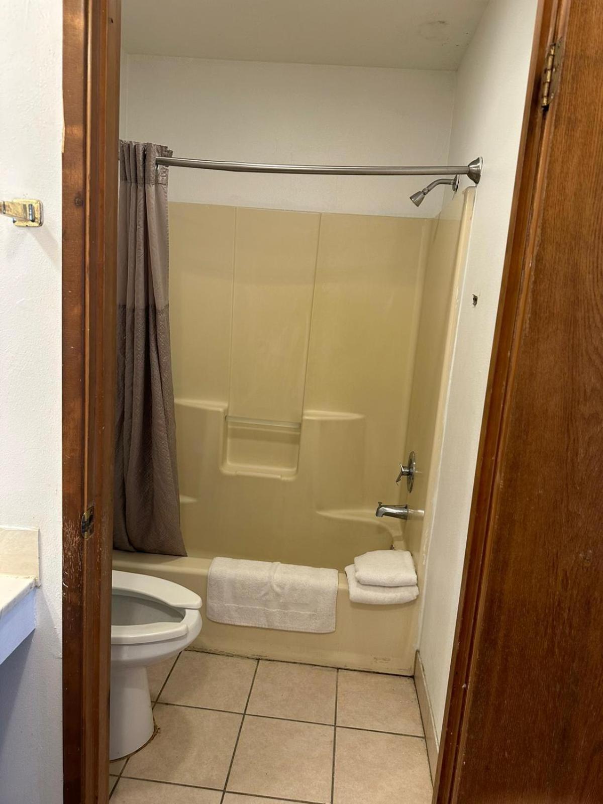 Washougal Rama Inn מראה חיצוני תמונה